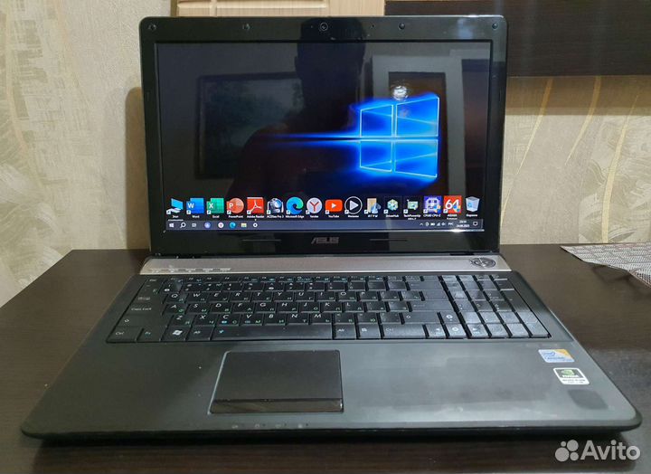 Ноутбук asus