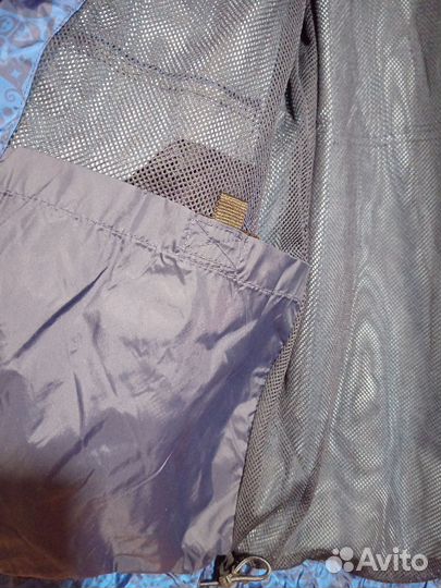 Ветррвка мужская новая