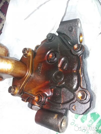 Масляный насос тойета