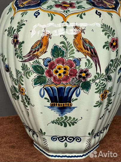 Антикварная ваза. Ручная цветная роспись.Голландия