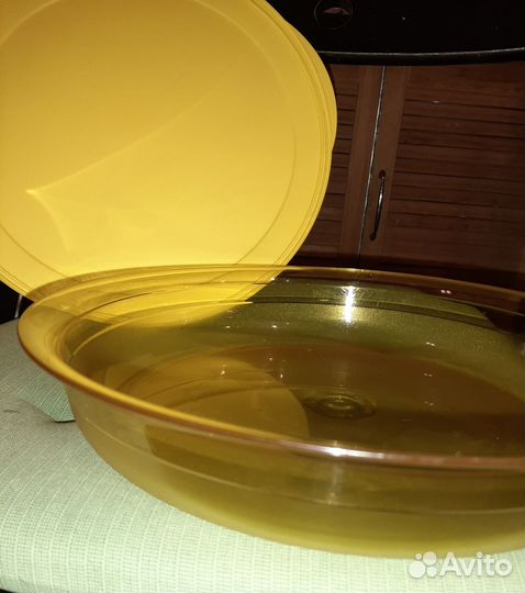 Блюдо Tupperware