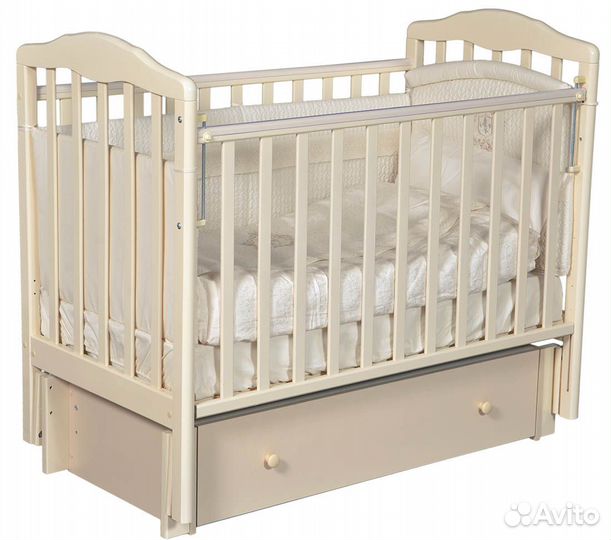 Кроватка Helen-3 детская с маятником и ящиком из б