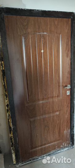 Дверь входная