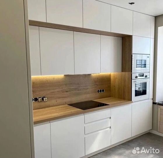 Кухня в потолок на заказ