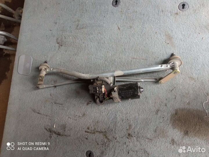 Трапеция дворников Тоёта avensis 2004г