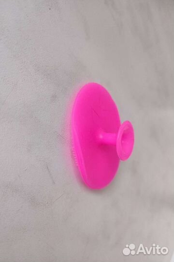 Щеточка для очищения лица