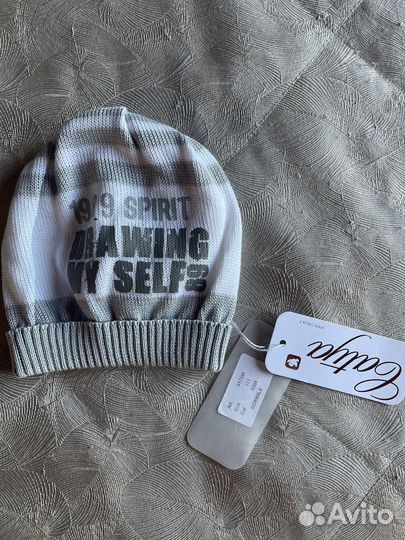 Продам демисезонную шапку Catya(Италия)