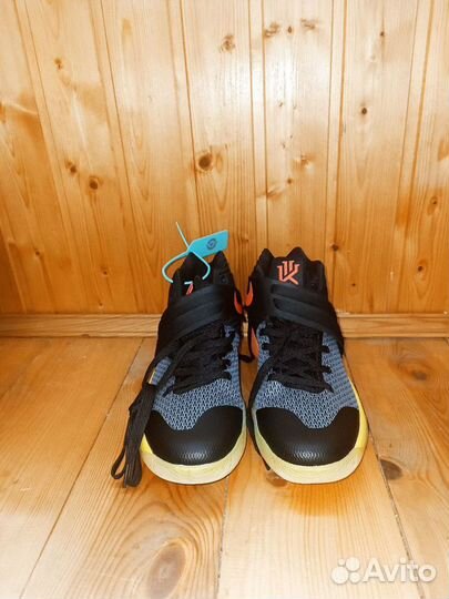 Кроссовки Nike kyrie 2