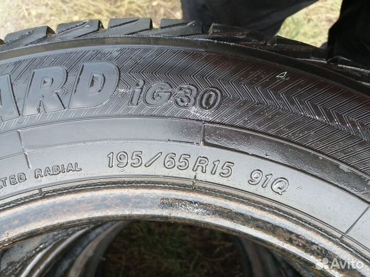 Yokohama Ice Guard IG30 195/65 R15 и 205/60 R15