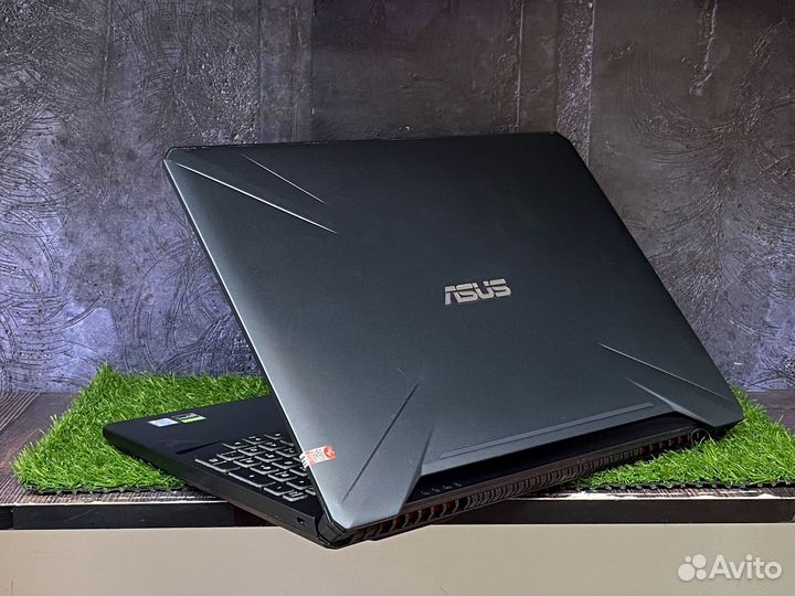 Игровой ноутбук Asus TUF, i5-9300H, 8 GB, 256 GB