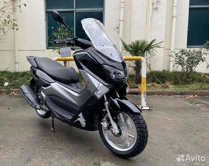 Макси-скутер quantum