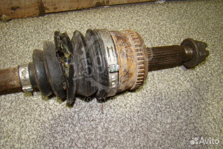 Полуось передняя левая Hyundai Getz