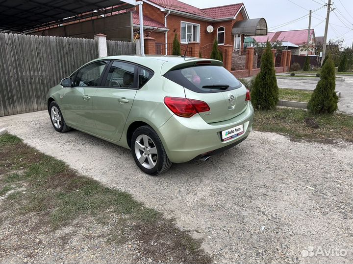 Opel Astra 1.4 AT, 2011, 137 000 км