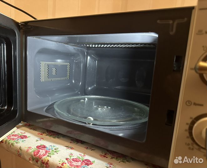 Микроволновая печь Midea