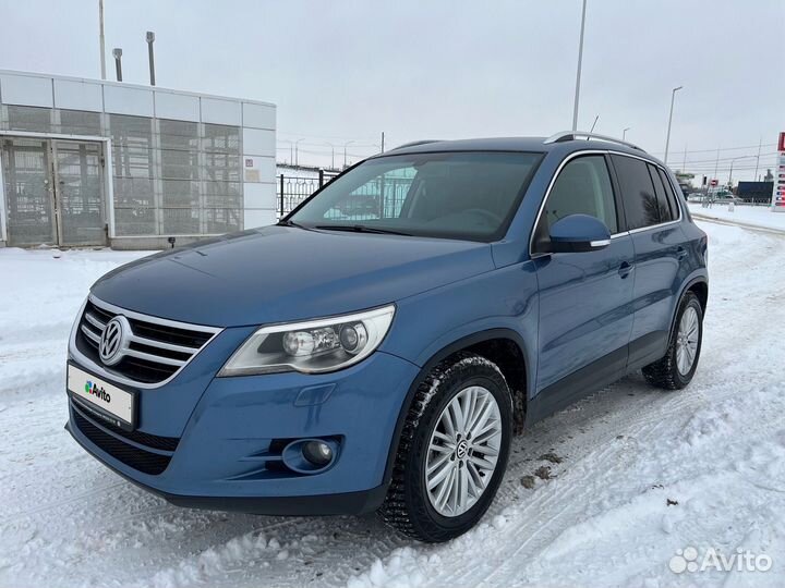 Volkswagen Tiguan 2.0 AT, 2011, 189 100 км