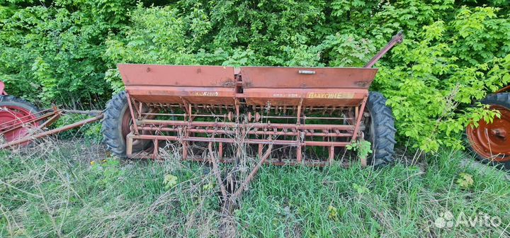 Плуг Светлоградагромаш 3-5 корп. (ПН-3 (4, 5)-35 (П)), 1998