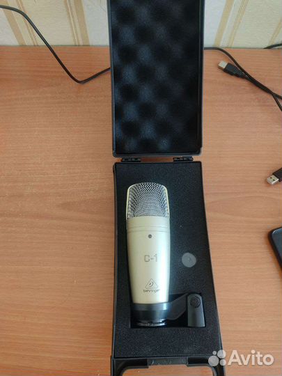 Студийный микрофон Behringer C-1