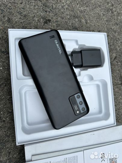 OUKITEL C25, 4/32 ГБ