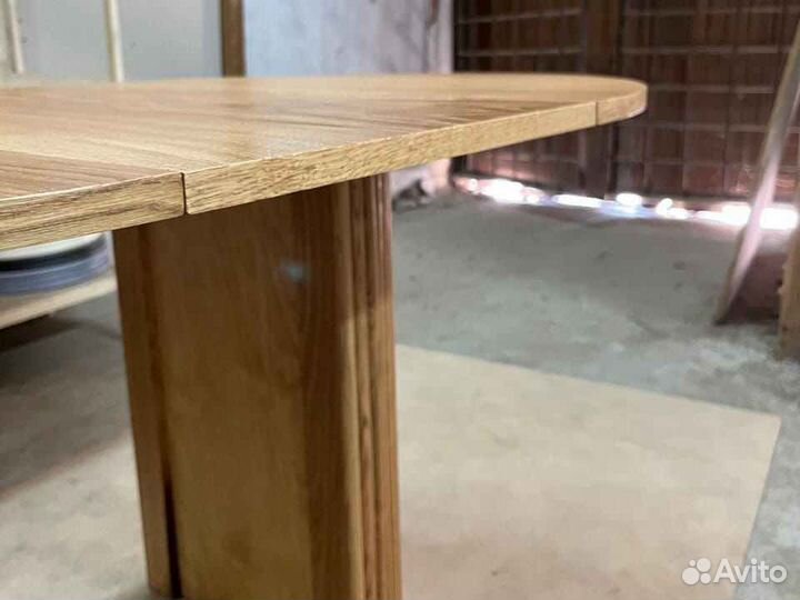 Кухонный стол