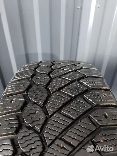 Gislaved Nord Frost 200 185/65 R15 92T