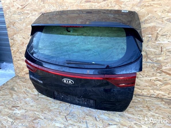 Kia Sportage 4 крышка багажника в сборе