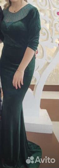 Шикарное вечернее платье