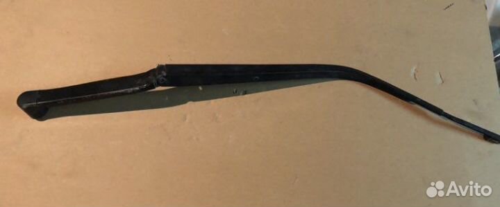 Поводок дворника Mitsubishi Lancer X