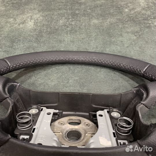 Перетянутый руль от Volkswagen Polo