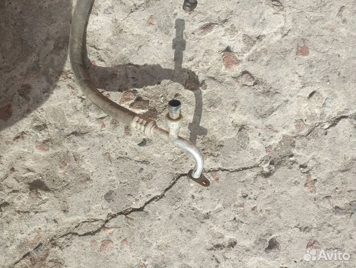 Трубка кондиционера Renault Logan