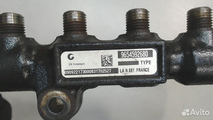 Рампа топливная Peugeot 207, 2009