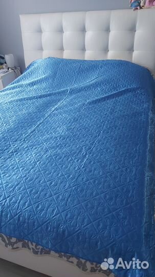 Покрывало на 2 х спальную кровать в отл. сост