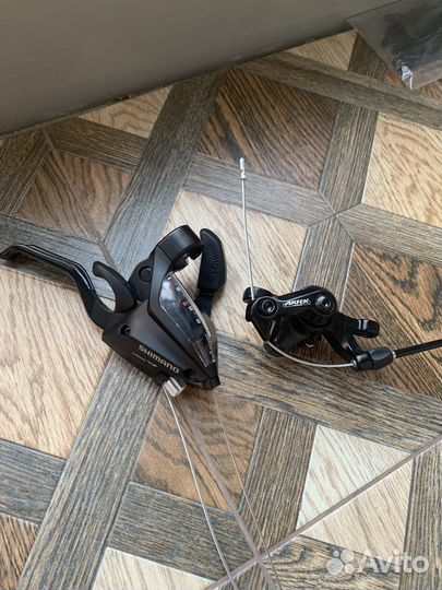 Тормозные ручки shimano
