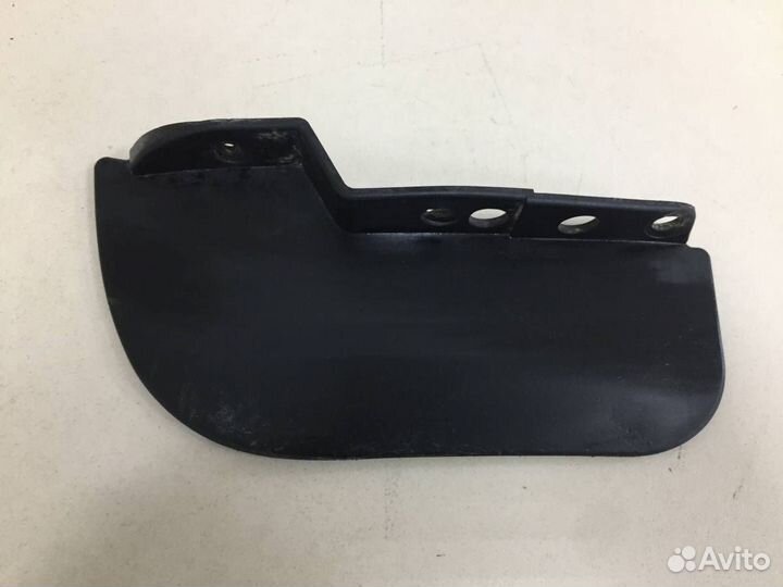 Брызговик передний правый Toyota Rav 4 A30 2006-20