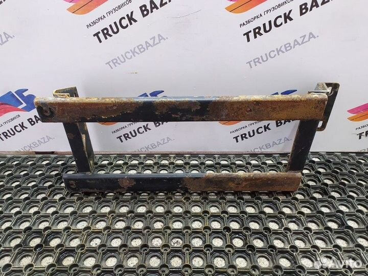 Кронштейн крыла переднего левого камаз 5490