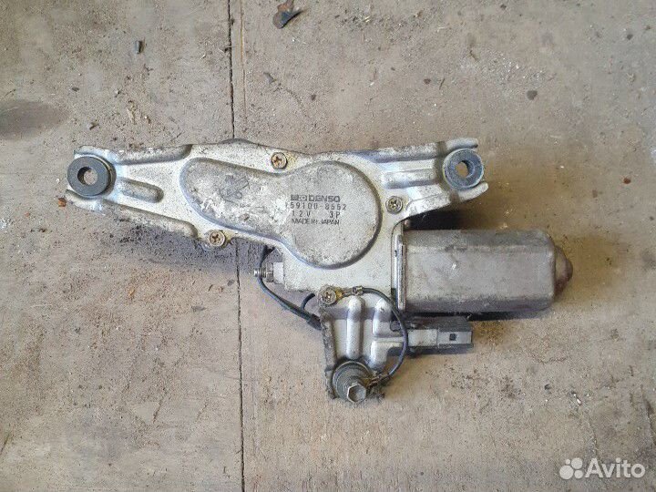 Моторчик дворников зад Mitsubishi Galant 7