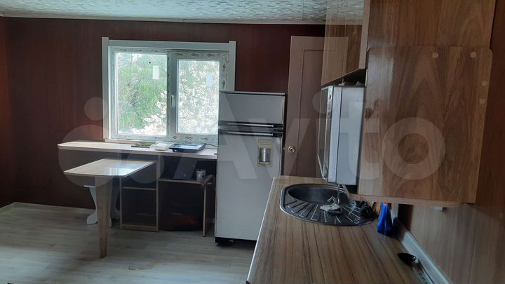 Дом 25 м² на участке 5 сот.