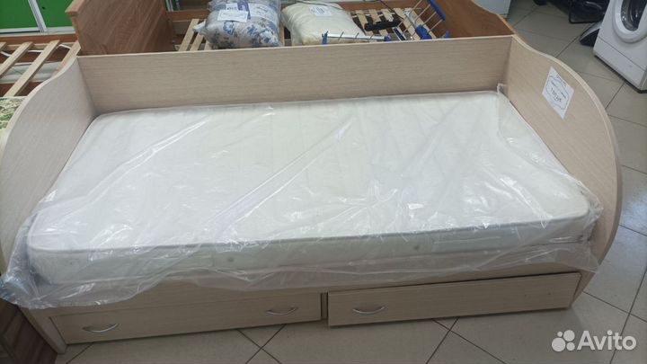 Кровать 1сп + матрац