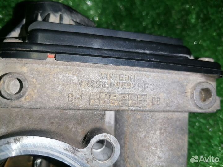 Дроссельная заслонка Ford Focus ll 2s6ufc