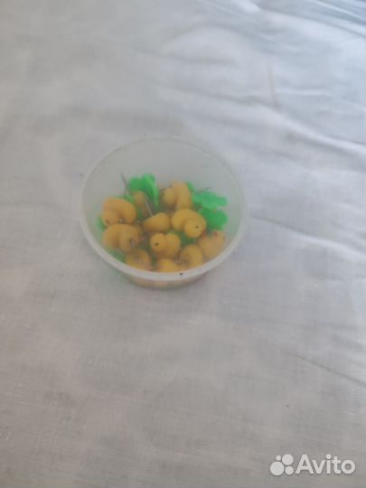 Канцелярские кнопки