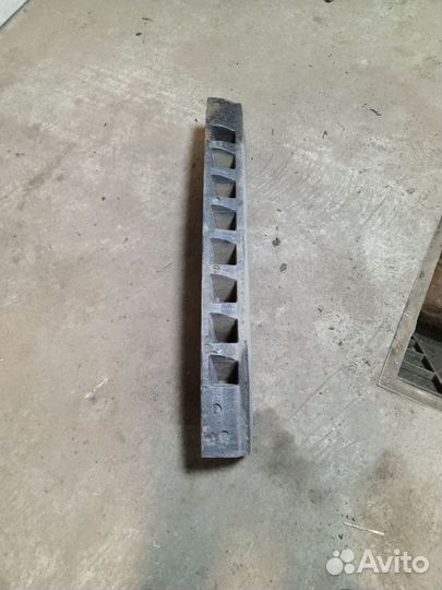 Вспененный наполнитель на задний бампер