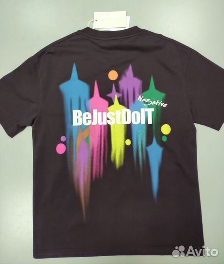 Футболка Qwentiny studio