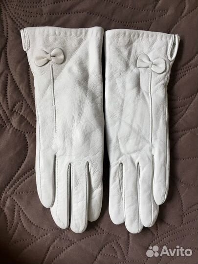 Перчатки женские кожаные новые