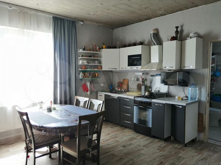 Дом 141,9 м² на участке 6 сот.