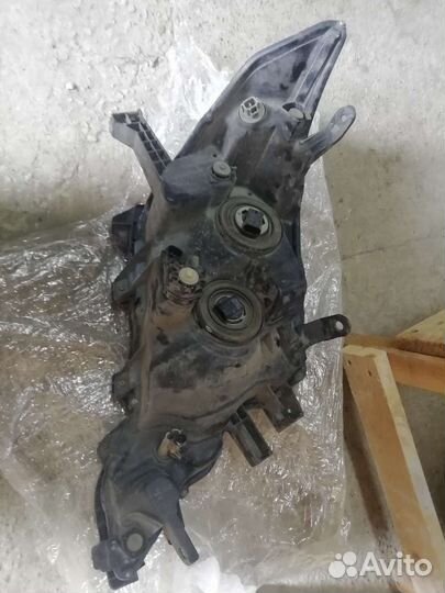 Фары на toyota land cruiser prado 150