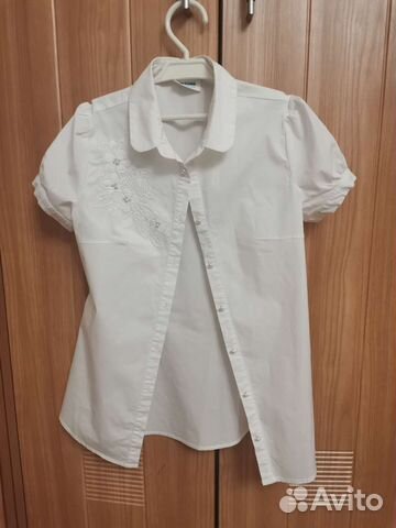 Блузка белая