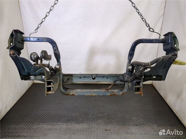 Рамка передняя Jeep Liberty, 2004