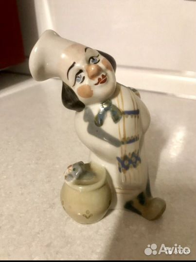 Фарфоровые статуэтки лфз