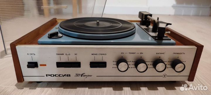 Проигрыватель + виниловые пластинки