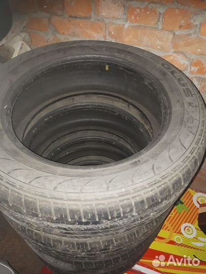 Kumho Solus KL21 235/60 R18