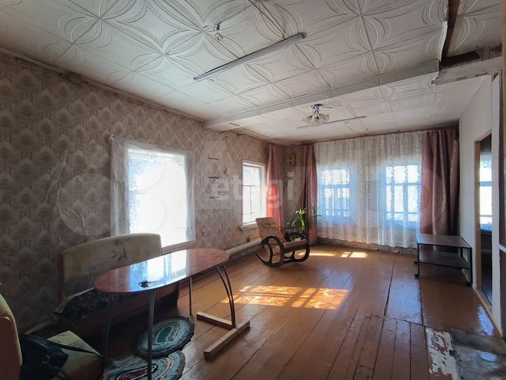 Дом 57 м² на участке 5 сот.